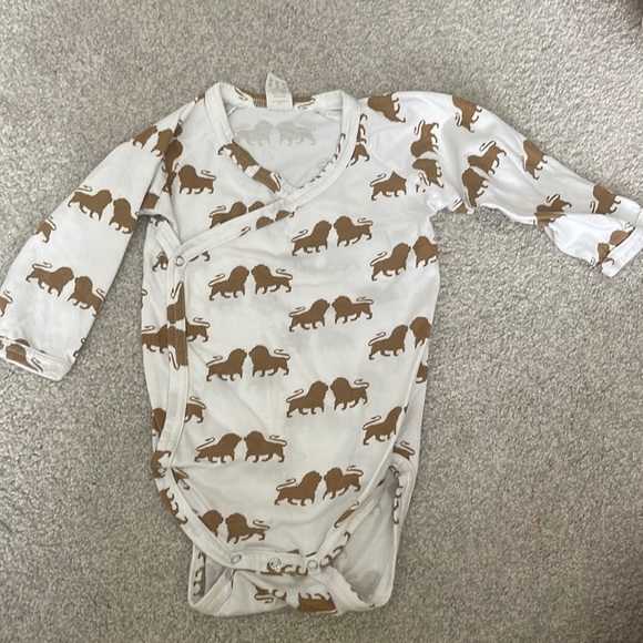 Kate Quinn Lion print crossover bodysuit | 18-24 month - Picture 1 of 2